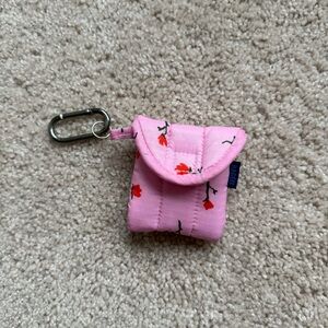 Baggu Puffy Earbuds Case Painted Wildflower with Carabiner